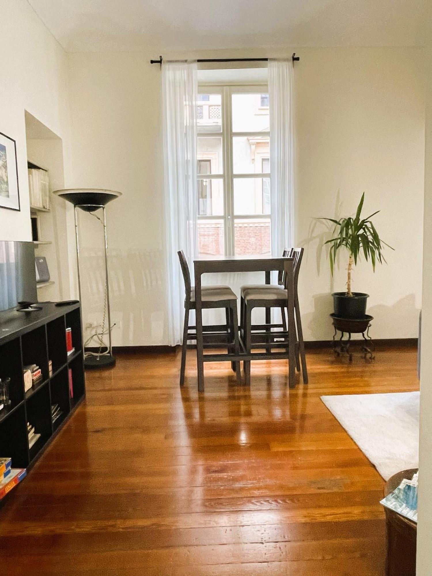 La Casa Di Ringhiera - Silenzioso Appartamento Di Charme Con Balcone Nel Quadrilatero Romano 토리노 외부 사진